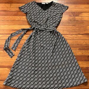 Covington Geometric Print Faux-Wrap Midi Dress – Size 6